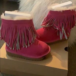 Kids Ugg’s Size 8